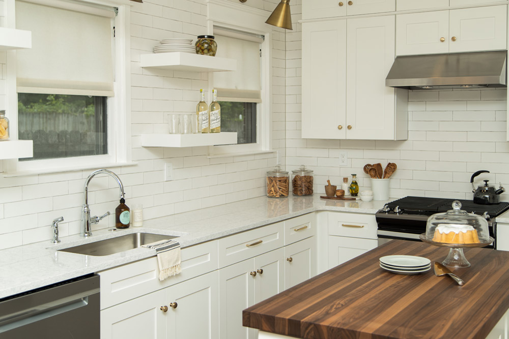 Oxford White Shaker Kitchen Cabinets