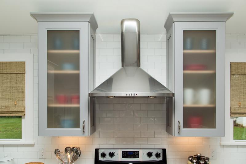 Gainsboro Gray Kitchen Cabinets