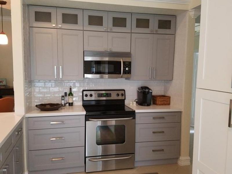 Gainsboro Gray Kitchen Cabinets